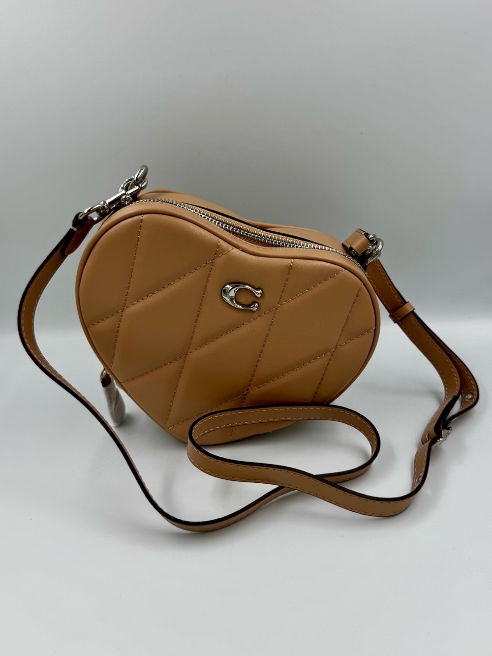 Limited Coach Heart Crossbody Bag Tan Quilted Leather CE725 Silver Hardware